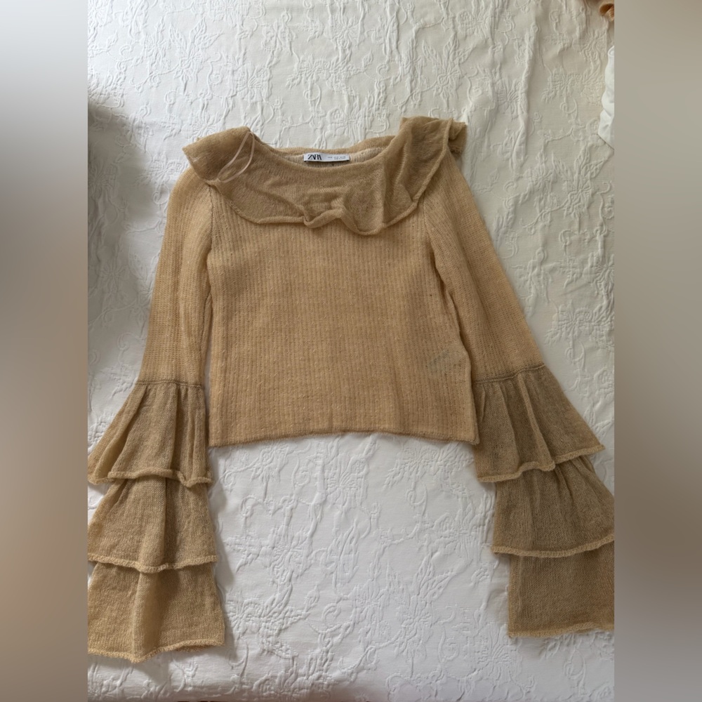 Zara Beige Knit Top